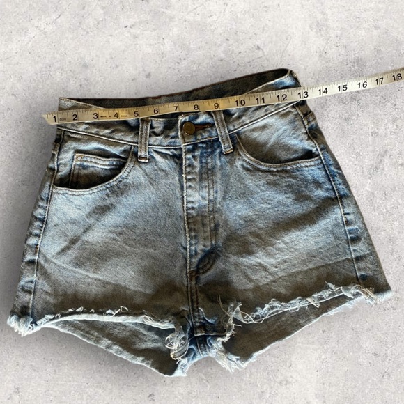 J. Galt Denim High-Waisted Zipper Comfortable. Great Condition! No Callouts. - Picture 4 of 7